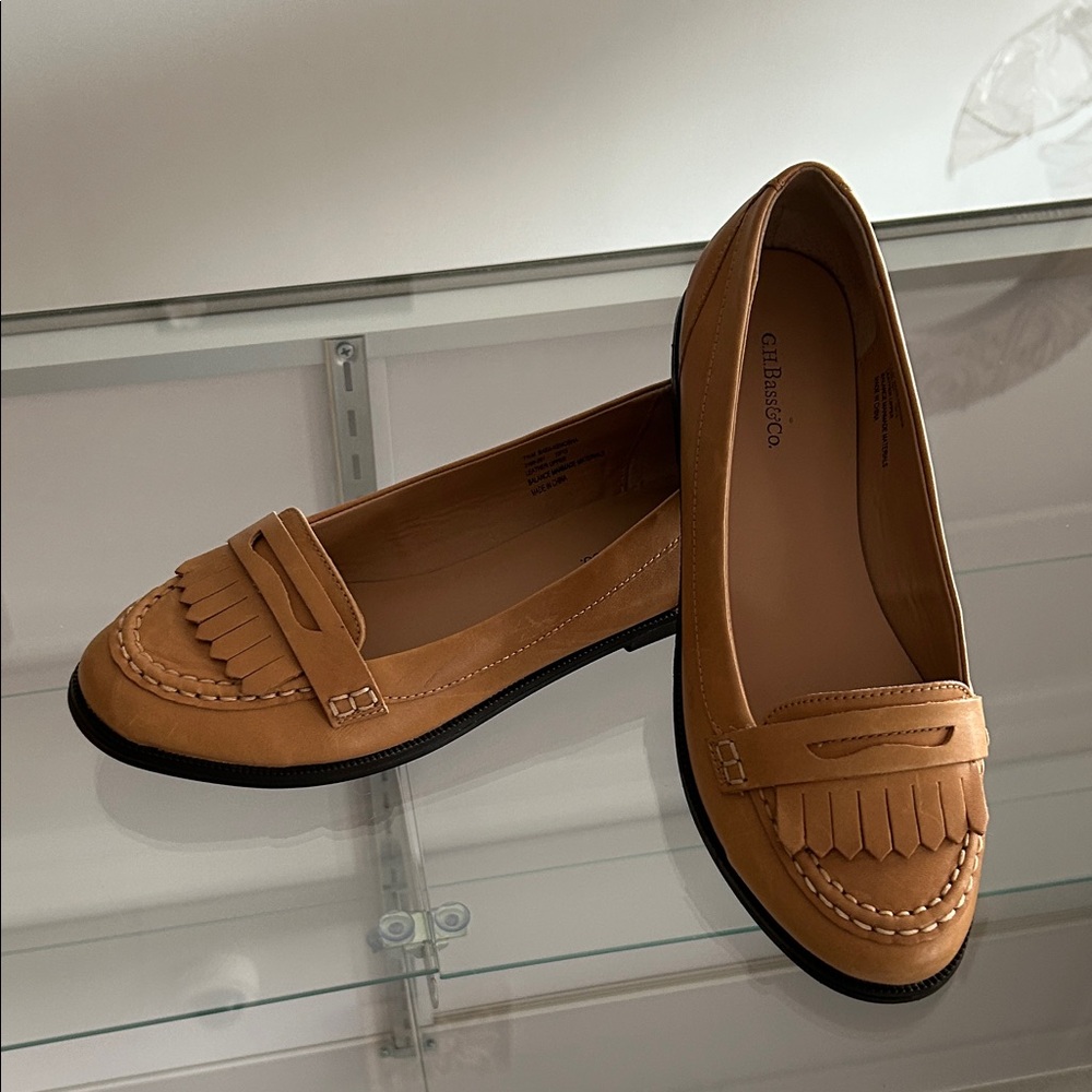 G.H. Bass Loafers Size 7 1/2